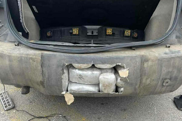 CRNOGORSKI DILER "PAO" U RUKE SRPSKE POLICIJE: Našli mu preko 20 KILA MARIHUANE, evo gde je "ŠTEKNUO" (FOTO)