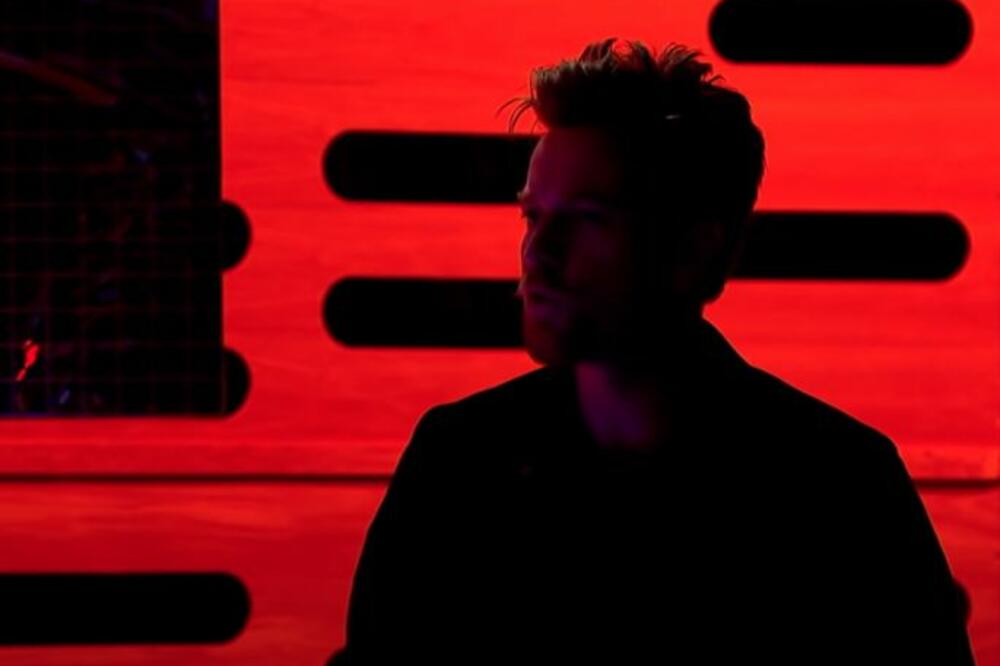 TRESE SE GLUMAČKA SCENA! Oženjeni GLUMAC uhvaćen sa LJUBAVNICOM (FOTO)