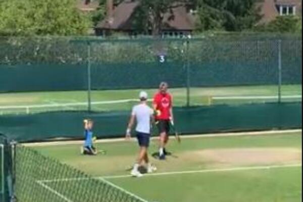 Stefan i Novak na treningu: RED TRENINGA, RED ZABAVE I SMEHA! (FOTO)