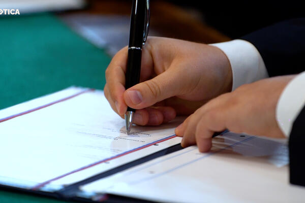 NOVI SKANDAL: Odbijena protestna nota Srbije!