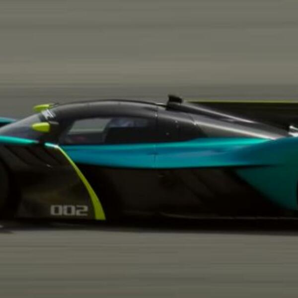 DESET NAJSKUPLJIH AUTOMOBILA NA TRŽIŠTU: Ferarija na listi nema NIJEDNOG, oni su za ove automobile JEFTINI! (VIDEO)