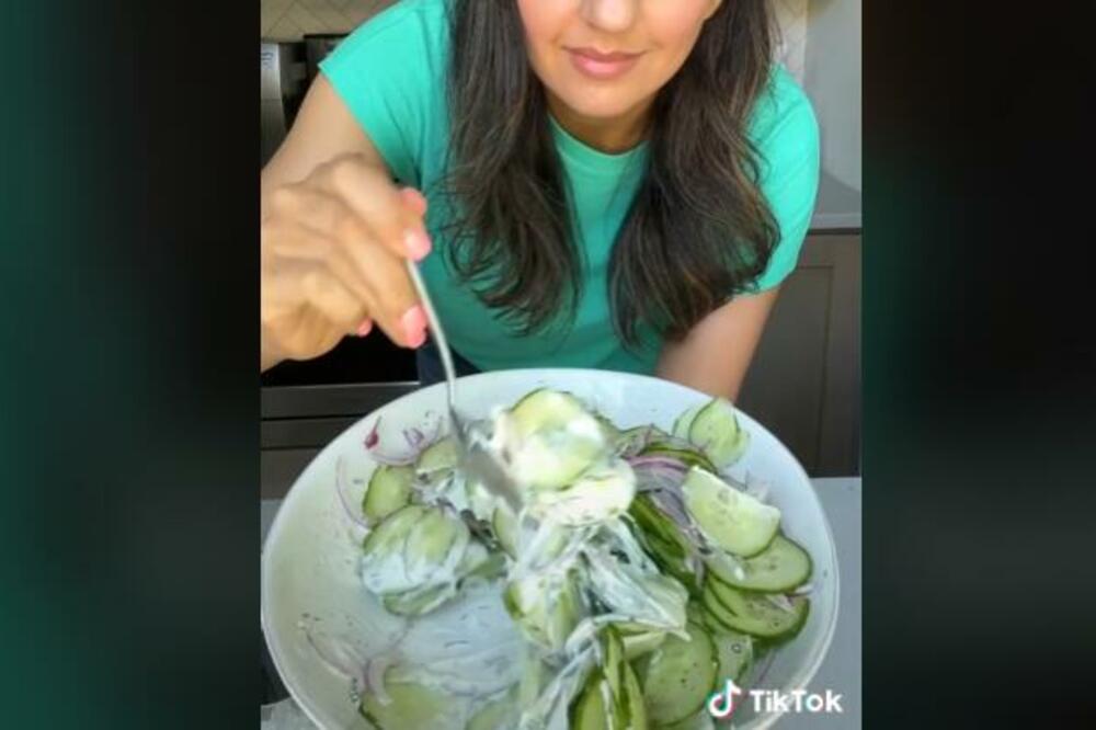 KREMASTA SALATA ZALUDELA INTERNET PREKO NOĆI: Smešno koliko je JEFTINA! (RECEPT)