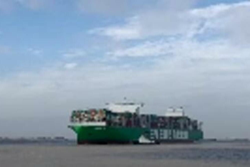 VELIKA BURA SE PODIGLA: Sirijski brod sa ječmom i pšenicom pristao u Tripoliju
