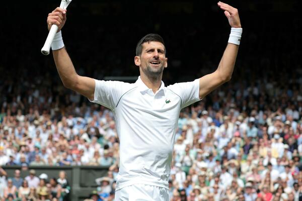 EVO KAKO ĐOKOVIĆ MUKOTRPNO TRENIRA: Deo tajne njegovog uspeha je OVAJ tim! (VIDEO)