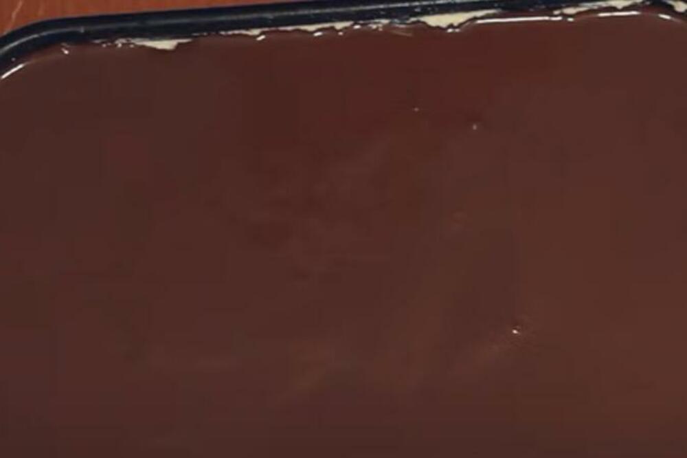 LEDENE KOCKE SA VOĆEM: Ovakve do sada niste probali, recept OBARA SA NOGU (RECEPT)