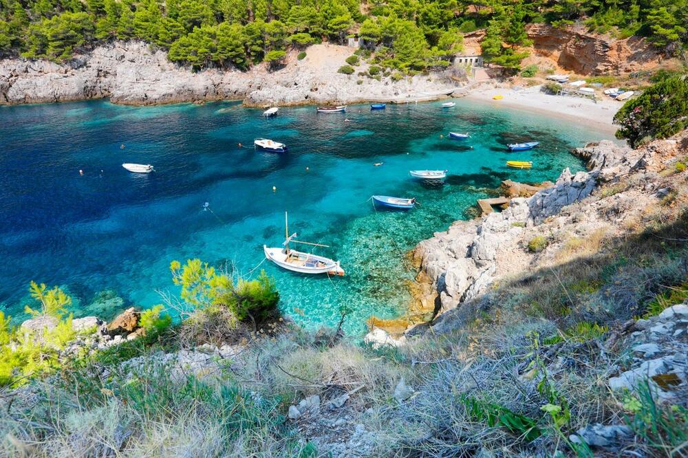 U OVOM HRVATSKOM MESTU TEMPERATURA MORA IZNOSI 30 STEPENI: Naučnici šokirani, rekli su nešto ZASTRAŠUJUĆE!