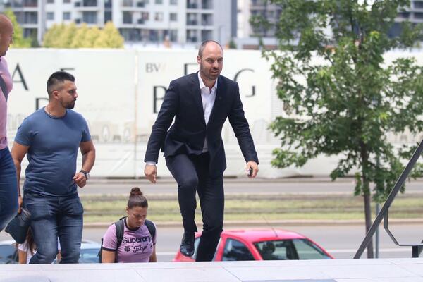 MALI SENTA STIGAO U VIŠE JAVNO TUŽILAŠTVO: Saslušava se zbog navoda Hrkalovićke i Stefanovića (FOTO)