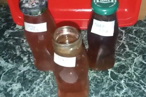 SAMI NAPRAVITE DOMAĆI MED OD ZOVE: Domaćice, ODMAH ZAPIŠITE RECEPT