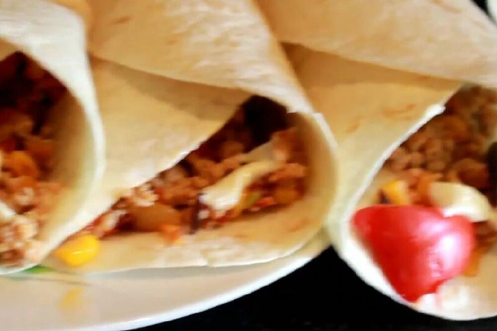 SPREMITE LAGANI MEKSIČKI RUČAK: Osvežiće vas U SEKUNDI, gotov je za 15 MINUTA (RECEPT)