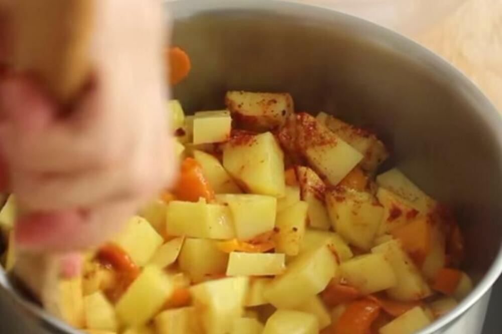 KROMPIR ČORBA PO RECEPTU ITALIJANA: Ovo je čini posebnom, niko joj neće odoleti, idealna za vreme POSTA!