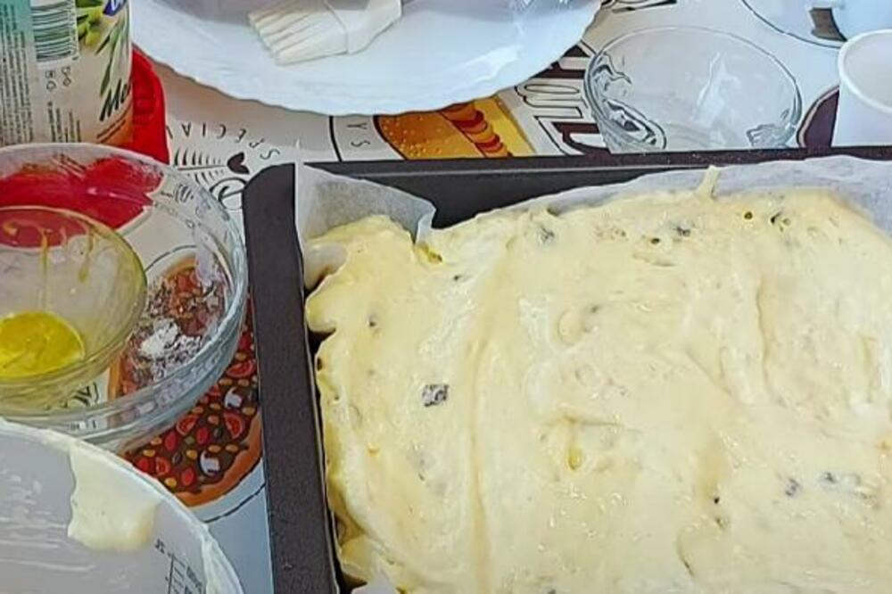 SOČAN KOLAČ SA POMORANDŽOM ZA KOJIM SU DOMAĆICE POLUDELE: Potrebna su vam samo 3 SASTOJKA, stalno ćete ga SPREMATI