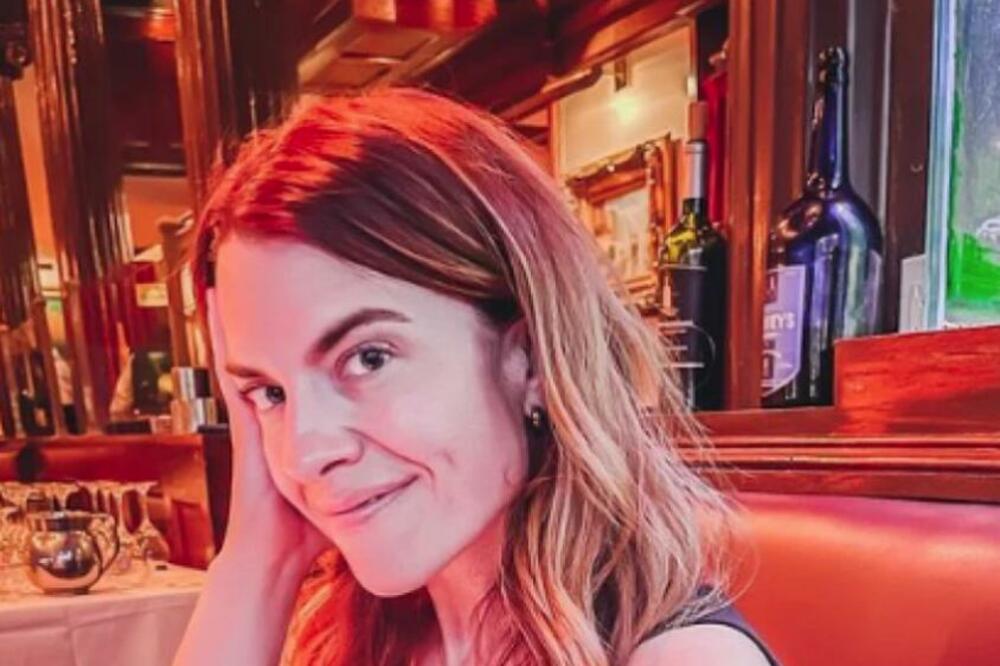 IMALA JE ODNOSE 365 DANA ZAREDOM: Evo šta joj se desilo sa TELOM, strepila je zbog JEDNE STVARI ! (FOTO)