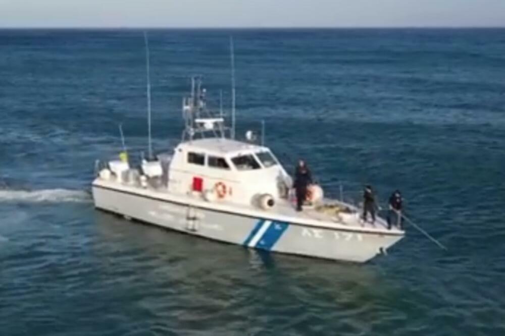 JOŠ JEDNA TRAGEDIJA NA OMILJENOJ DESTINACIJI SRBA: Deka pokušao da spasi UNUČE, srce ga izdalo u MORU!