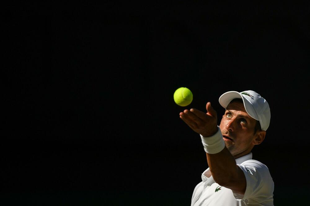 NOVAK TRENIRAO PRED FINALE! Spreman je za napad na novu veliku titulu! (FOTO)