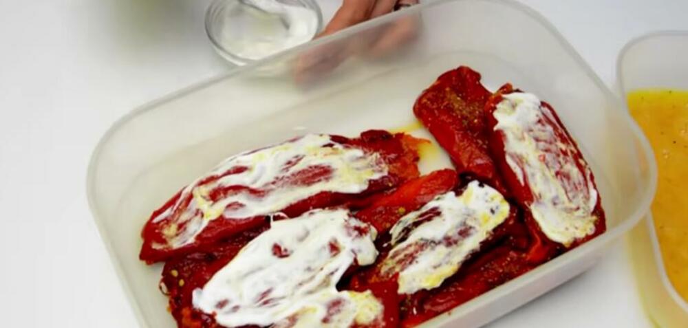 Pohovane paprike sa sirom