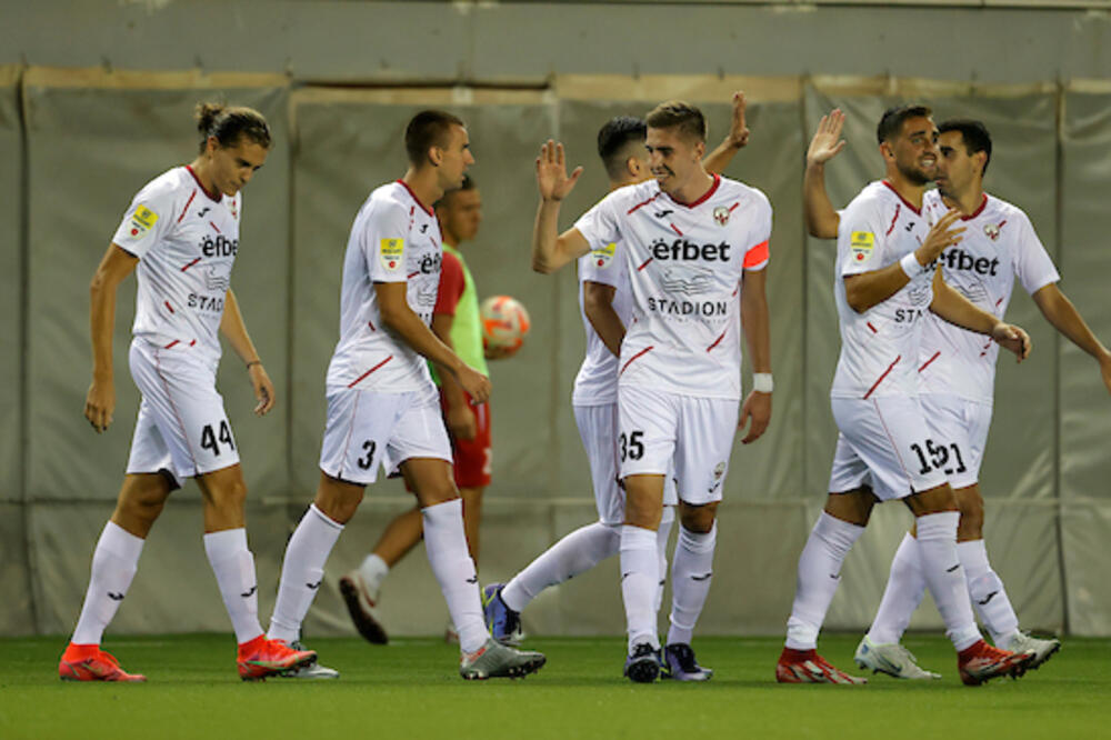 NOVI PAZAR RAME UZ RAME SA ZVEZDOM! Pobeda TSC-a može dovesti tri kluba na vrh sa identičnim bodovima!