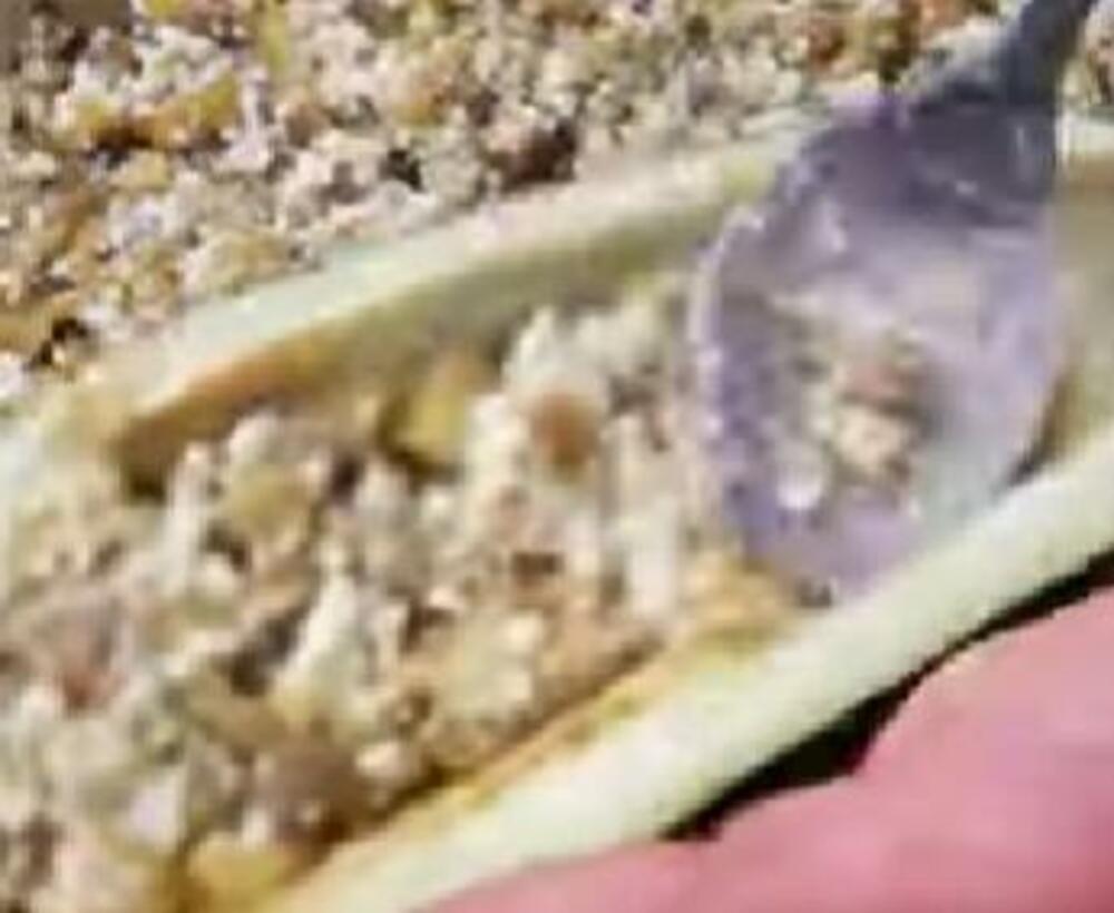 Patlidžan punjen sirom