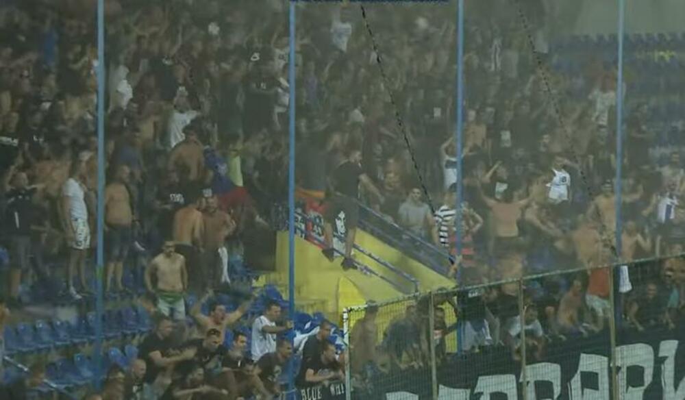 Varvari, Navijači Budućnosti