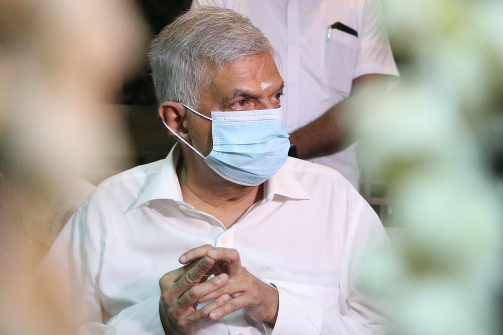 BESNI DEMONSTRANTI UPALI U PRIVATNU REZIDENCIJU PREDSEDNIKA I ZAPALILI JE: Opšti haos na Šri Lanci! (VIDEO)