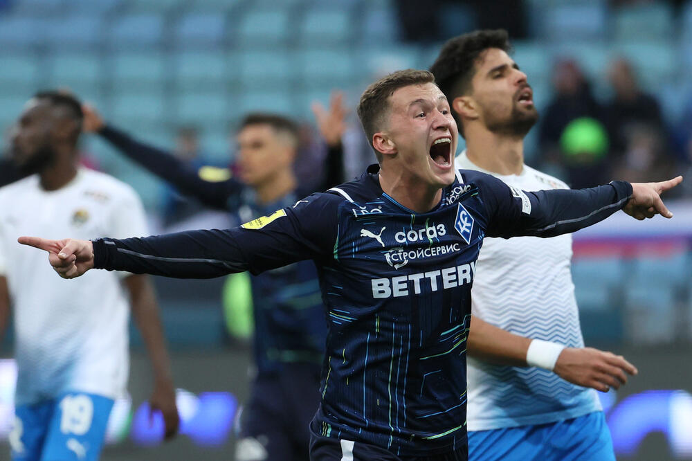 ZVEZDA TRAŽI NAPADAČA: Ovo ime do sada nije bilo pominjano! RUS BI MOGAO U CRVENO-BELI DRES!