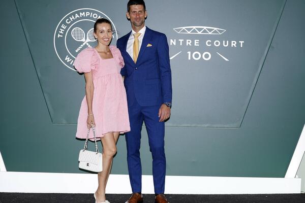 JELENA ĐOKOVIĆ PIJE OVAJ NAPITAK SVAKO JUTRO: To je tajna njene dobre linije, a sada je izašao I RECEPT ZA NJEGA