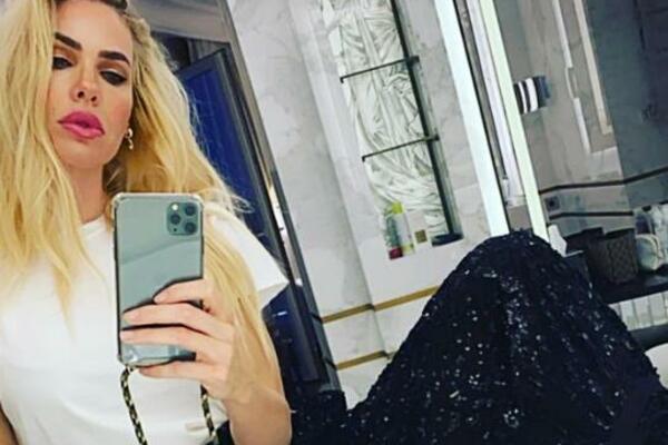 TOTI JE VAŽIO ZA LOJALNOG TIPA, SAZNALO SE DA JE VARAO ŽENU ALI I ONA NJEGA! Bolan raskid legendarnog fudbalera