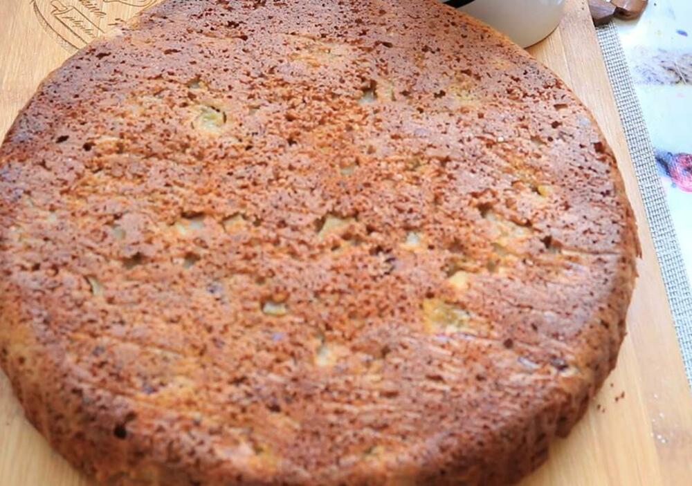 Kolač sa šljivama i jabukama