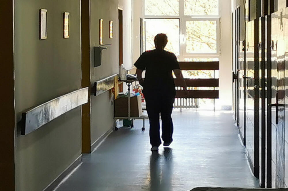 NAJNOVIJI KORONA PRESEK: Preminulo još 7 osoba, za 24 sata obolelo više od 1.800 ljudi