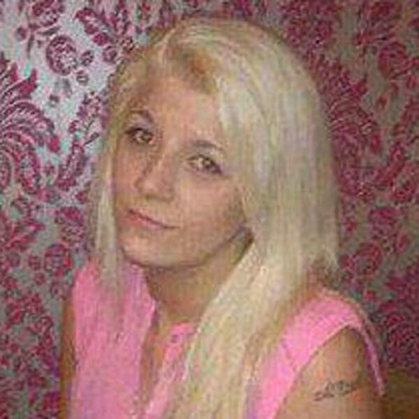 REĐALI SU SE NA MENI, VIŠE NJIH ME JE... Jeziva ispovest SILOVANE SARE (23): Gadila sam se same sebe (FOTO)