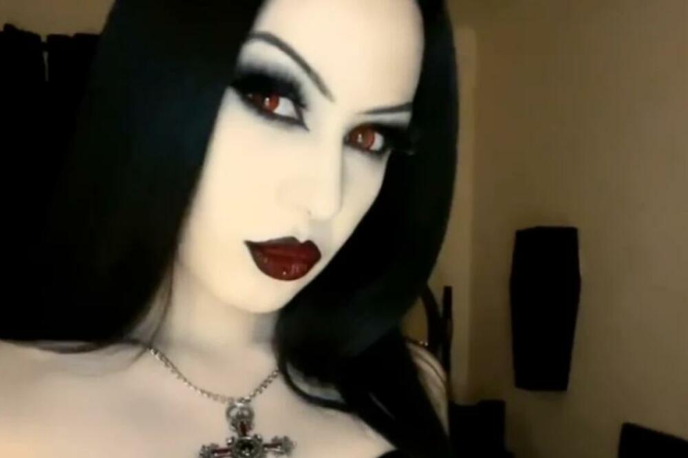 OPAKO SE OBLAČI I PIJE LJUDSKU KRV, ALI TO NIJE NAGORE: Lilit tvrdi da je 600 godina star VAMPIR, OSTAĆETE ZGROŽENI