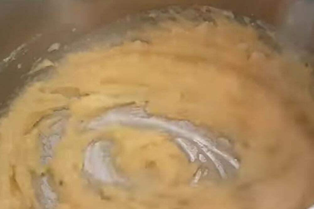 NAPRAVITE LAŽNI ČOKOLADNI PUDING! Za ovakvo nešto treba vam samo 5 minuta (RECEPT)