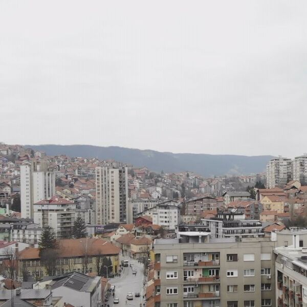 "KAD ME NEKO PITA KAŽEM DA ŽIVIM U LEPOJ BRENI": Užice ima najluđe nadimke za ZGRADE, tu je i ŠARULJA, SIVONJA...