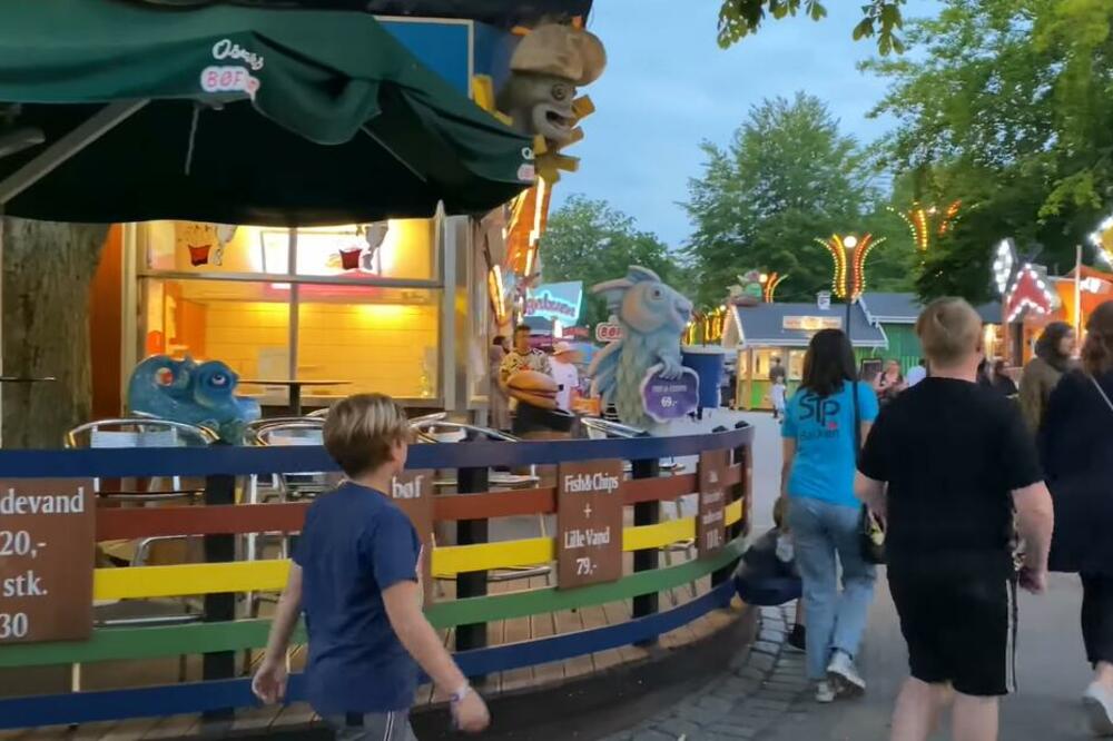 ZAROBLJENO 60.000 LJUDI? Posetioci ne smeju da NAPUSTE zabavni park, evo šta je u PITANJU! (VIDEO)