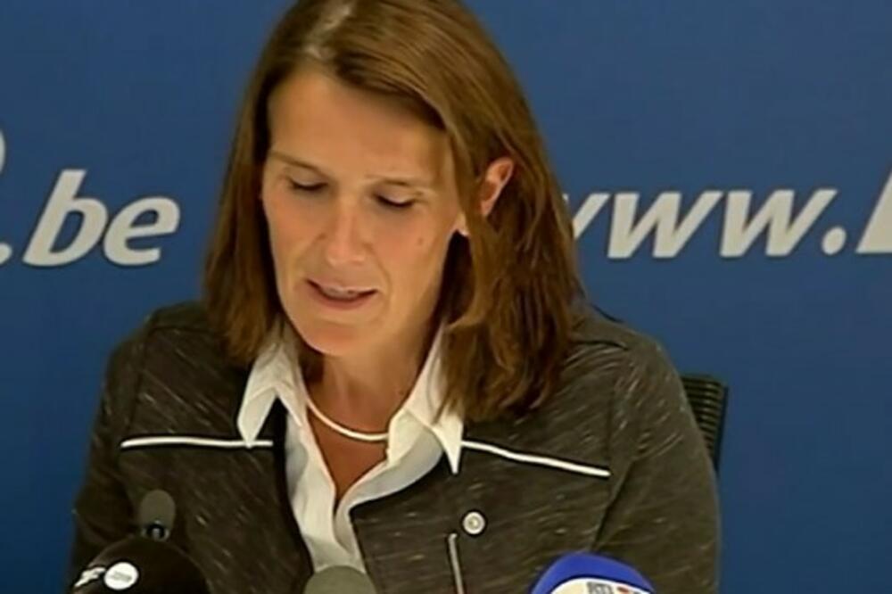 POZNATA POLITIČARKA OBJAVILA STRAVIČNE VESTI, POVLAČI SE: Horor joj se DESIO, NIJE MOGLO DRUGAČIJE!