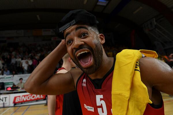 VLADA JOVANOVIĆ DOVEO POJAČANJE: Stigao Amerikanac!