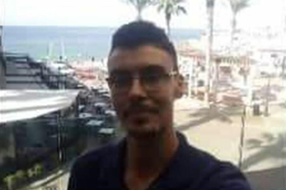 MARTINOVI PRIJATELJI I ROĐACI ODLAZE NA HALKIDIKI DA POMOGNU U POTRAZI: Od nestalog mladića i dalje ni TRAGA!