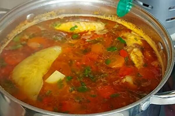 OVA DETOKS ČORBA NA STARINSKI NAČIN OPORAVLJA CEO ORGANIZAM: Jača IMUNITET, ovo povrće je SPAS (RECEPT)