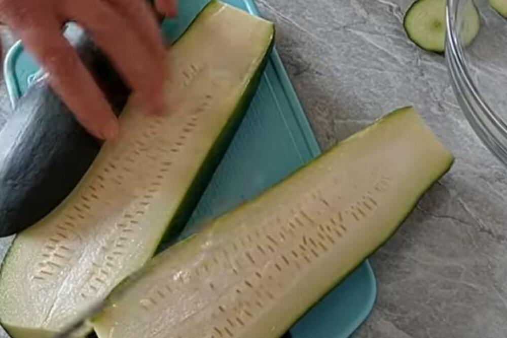 JELO IDEALNO ZA PETROVDANSKI POST: Kada probate TIKVICE na ovaj način, nećete jesti NIŠTA drugo (RECEPT)