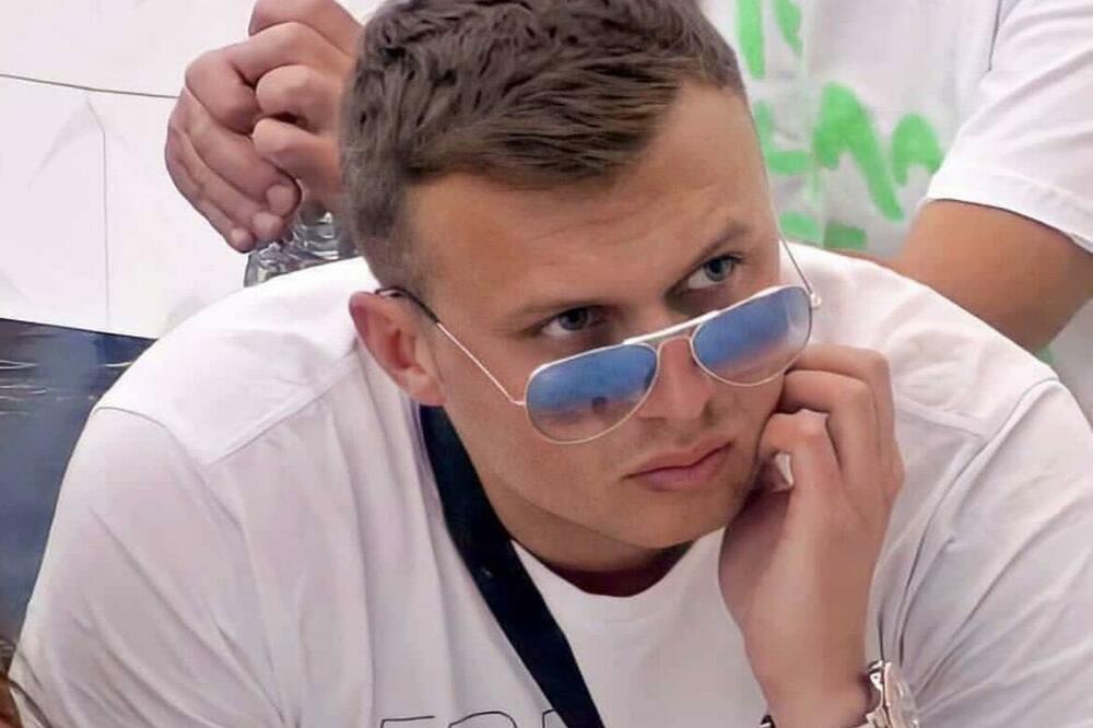 KONAČNO VIDIMO ČUVENU LIDIJU! Žena izuzetne LEPOTE ima BITNU ULOGU u Karićevom životu, evo kako IZGLEDA! (FOTO)