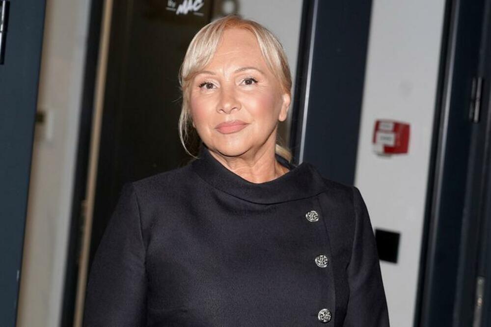 ON SVIM SILAMA ŽELI GORDANU ŠAULIĆ: Opasni MOĆNIK IZ SENKE NE ODUSTAJE OD NJE, PALA I PROSIDBA?