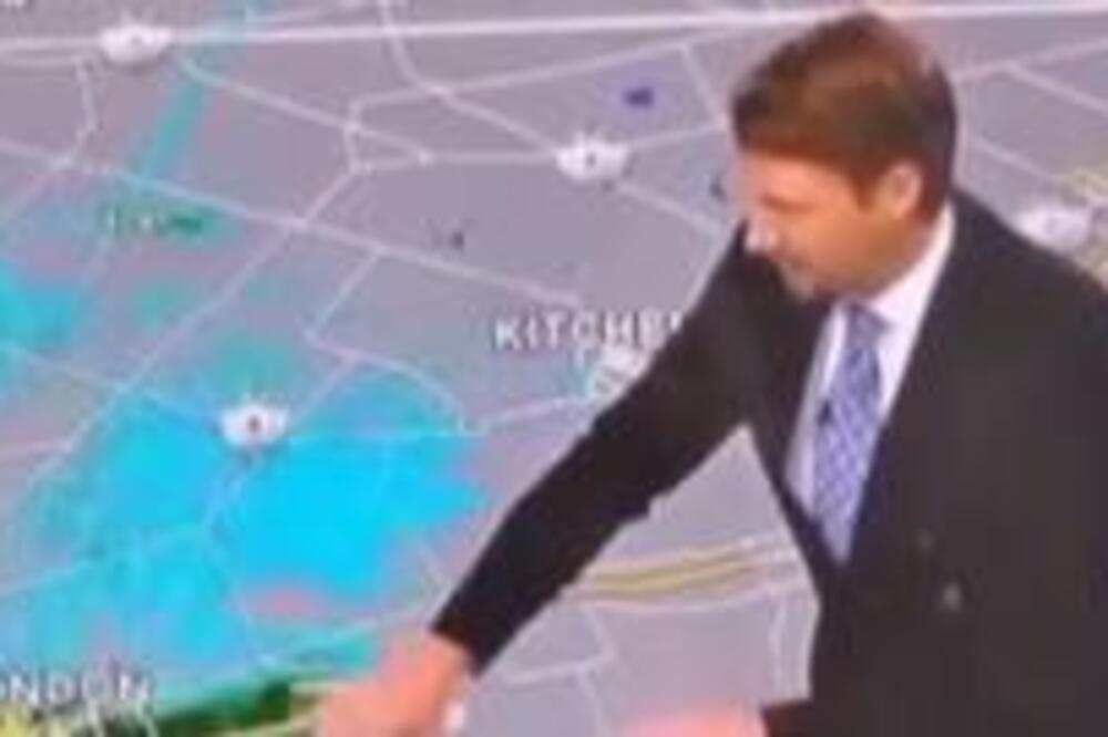 USRED VREMENSKE PROGNOZE MU SE DESIO PEH: Spustio glavu i UGLEDAO GA (VIDEO)