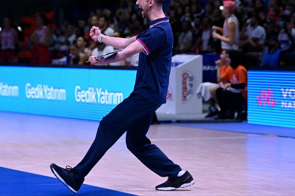 SELEKTOR SRBIJE NE MOŽE DA DOĐE SEBI: Ovo nisam video u životu!