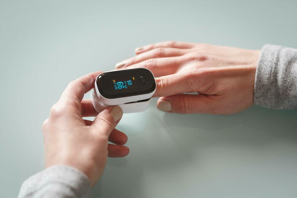 ZAŠTO JE VAŽNO DA MERITE SATURACIJU AKO IMATE KORONU? Novi talas je na pomolu, VAŽNO JE PODSETITI SE!