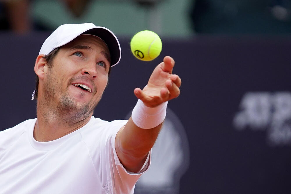 LAJOVIĆU NE IDE POSLE VERIDBE: Dušan ispao u 1. kolu od italijanskog "skandal majstora"!