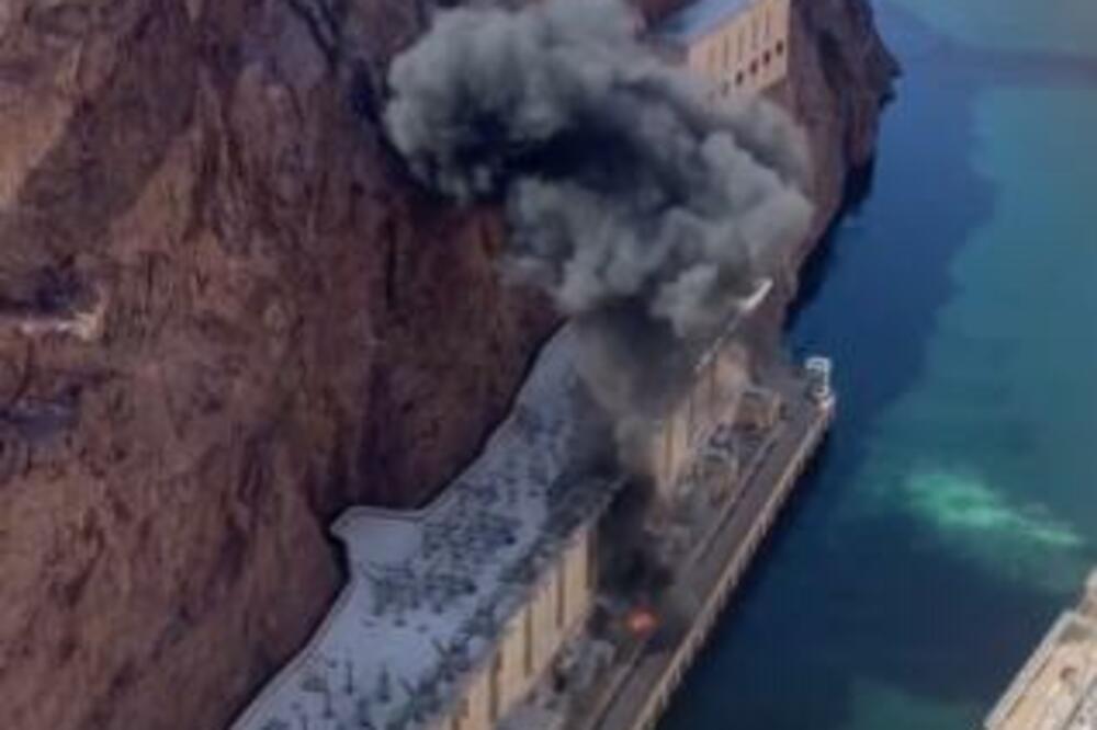 STRAVIČNA EKSPLOZIJA NA BRANI HUVER: Puklo naočigled POSETILACA! (VIDEO)