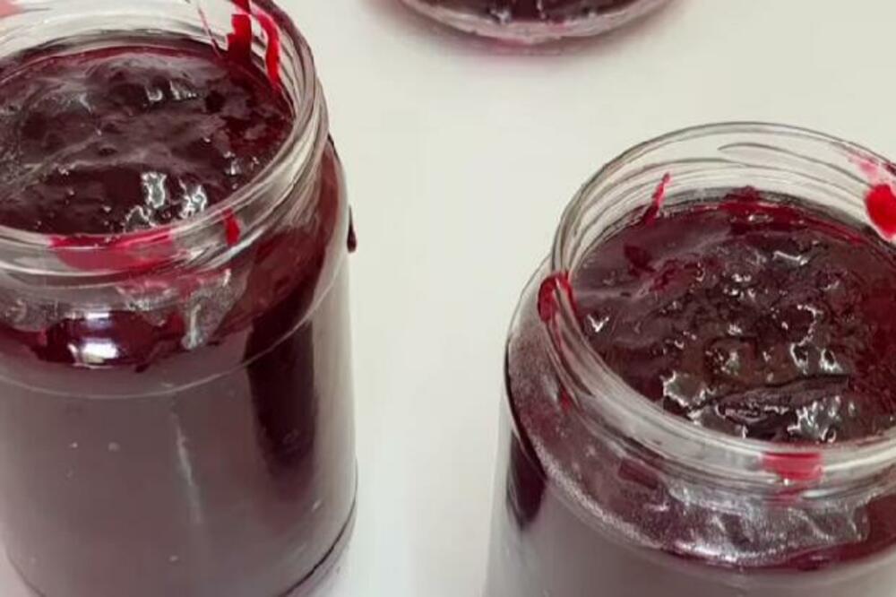 Ovaj džem od šljiva nema ni trunčicu konzervansa! Recept izvučen iz bakine fioke, ne goji, a u organizam unosite...