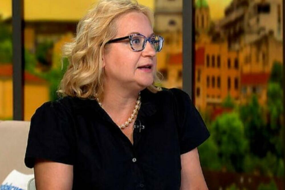 IZNENAĐUJUĆI SAVETI NEUROLOGA ZA BORBU PROTIV VRUĆINE: Treba jesti SLANU i JAKU hranu!