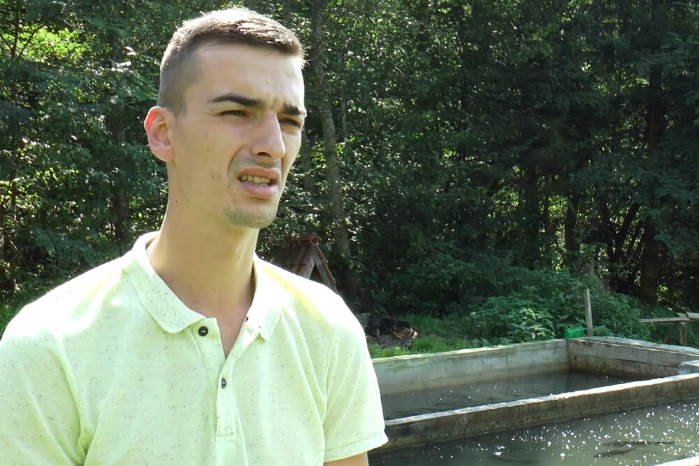 PORODICA MILUTINOVIĆ POZNATA JE NAŠIROKO: Iskoristili dar majke prirode i razradili NEVEROVATNO ISPLATIV biznis!