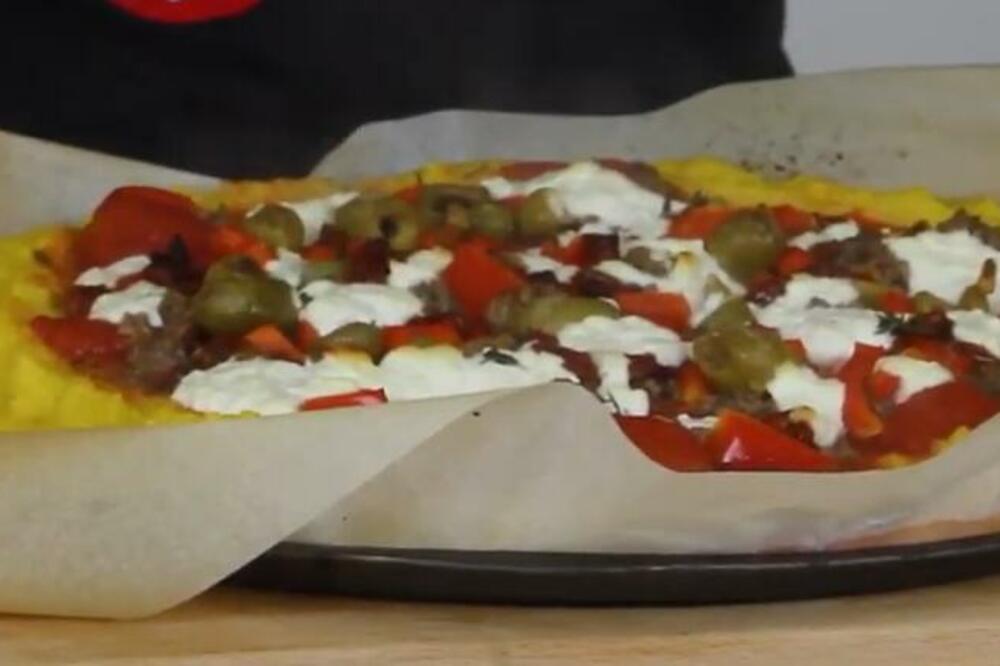 OVO JE NAJZDRAVIJA PICA KOJU MOŽETE DA NAPRAVITE: Sprema se za 20 MINUTA, kalorija GOTOVO i da NEMA (RECEPT)