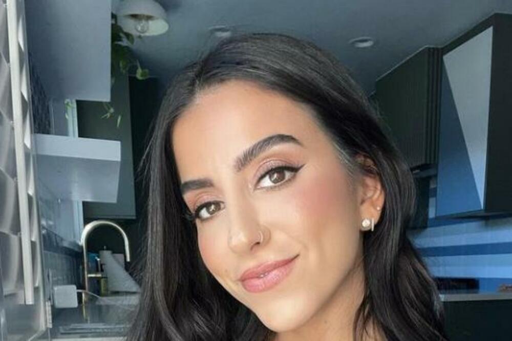 "MOGU DA SPAVAM SA NJIHOVIM MUŽEVIMA": Zvezda FILMOVA ZA ODRASLE šokirala IZJAVOM, pa dodala i OVO (FOTO)